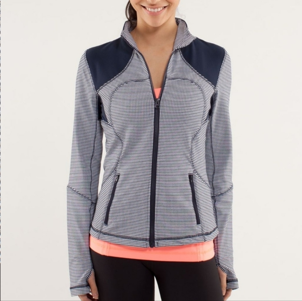 🌬️Lululemon Forme Jacket in Inkwell